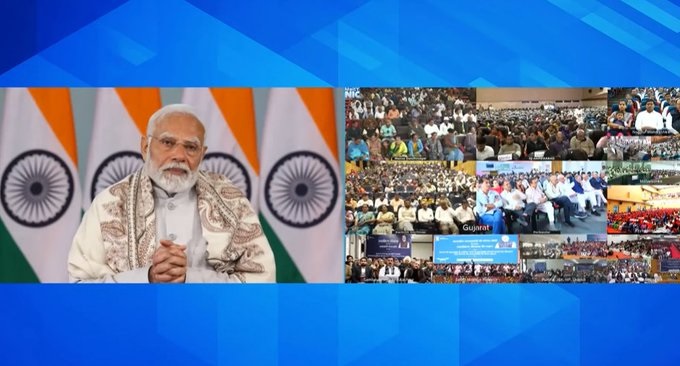 प्रधानमंत्री नरेन्द्र मोदी ने स्वामित्व योजना के तहत 65 लाख संपत्ति कार्डों का किया वितरण